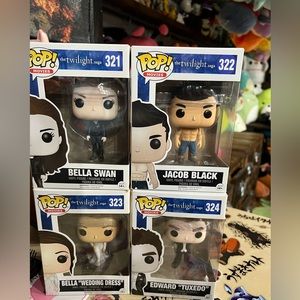 Twilight pop figure bundle